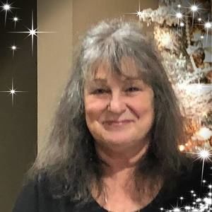 Meet your Posher, Ivette